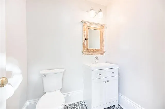 1820 Urquhart St — Photo 7
