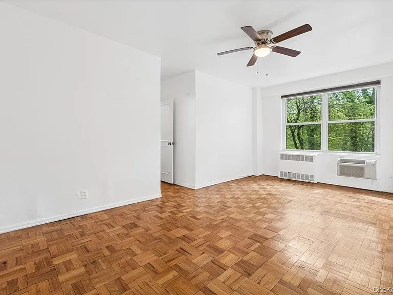 281 Garth Rd #C2H — Photo 20