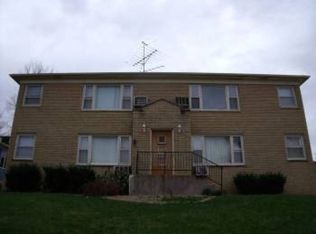 418 11th Ave W APT 2, Milan, IL