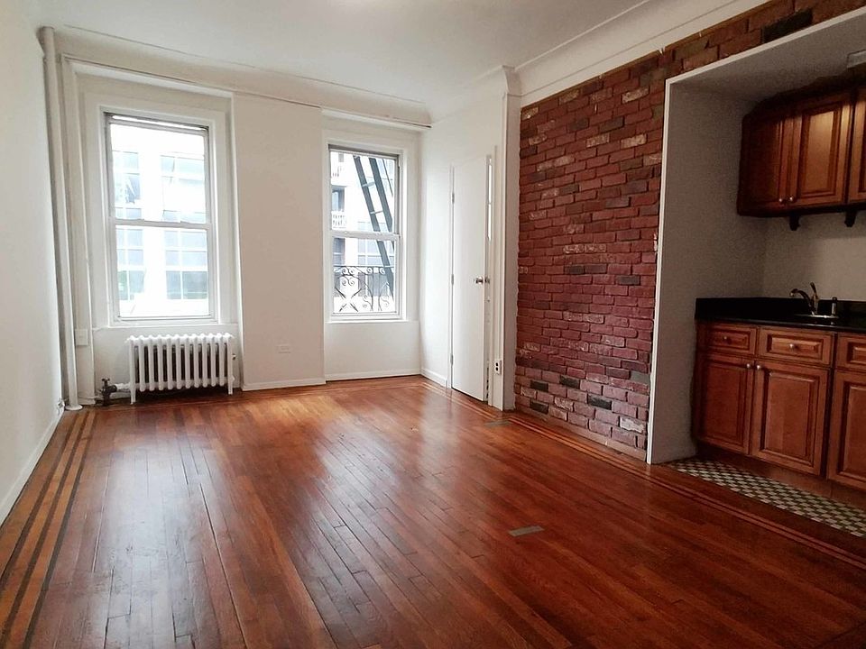 1st image of 243 E 59th St #4