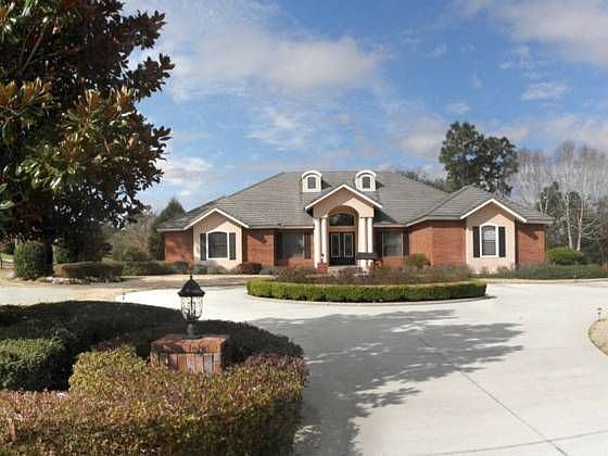 2nd image of 3910 N Pine Valley Loop