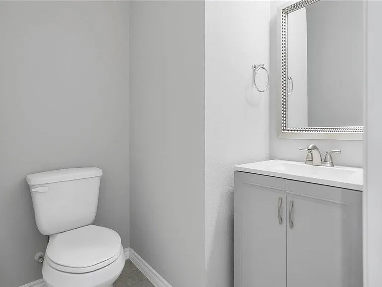 125 Harborside Dr #102 — Photo 11
