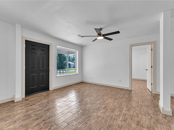 5th image of 273 Kelsey Ln