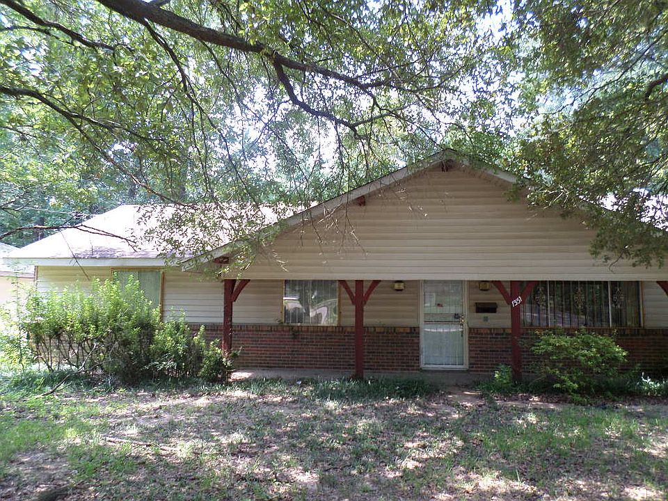 1st image of 1351 Wooddell Dr
