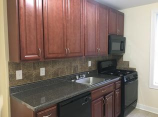 9 Bayside Pl #36Y, Jersey City, NJ 07305