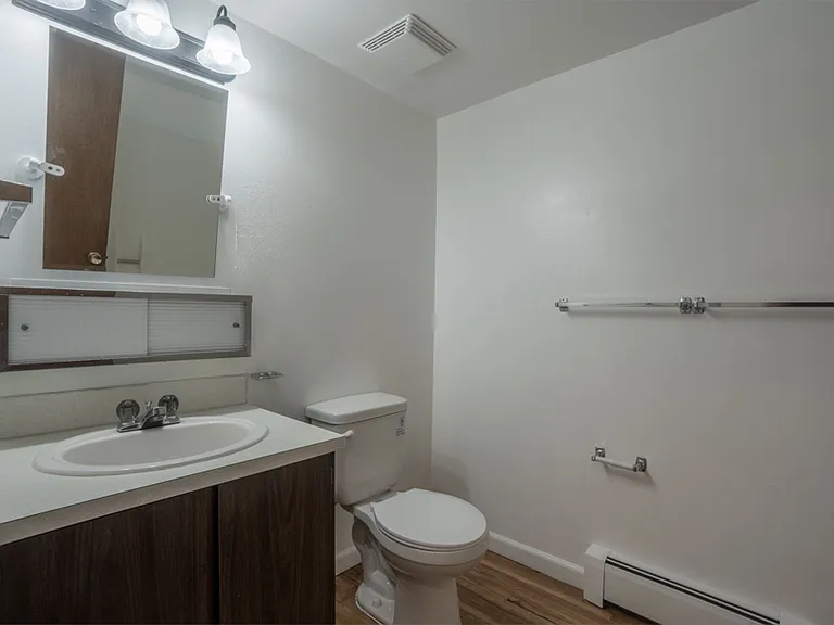 Windwood Manor — Photo 11