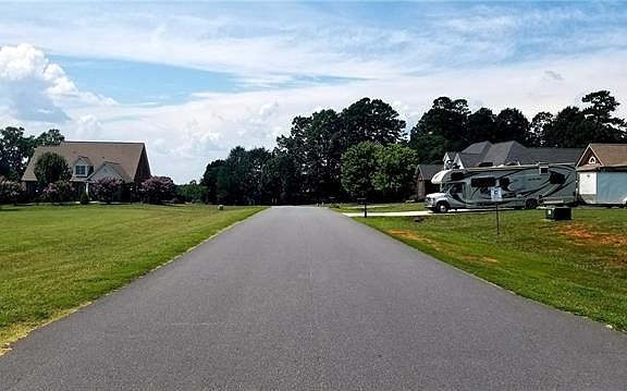 3rd image of 104 Spring Forest Dr