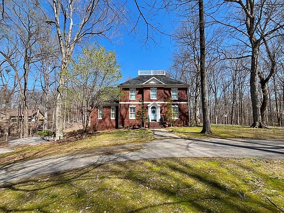 2nd image of 176 Stone Creek Ct