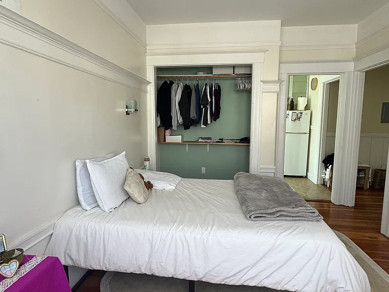 805 Valencia St — Photo 4
