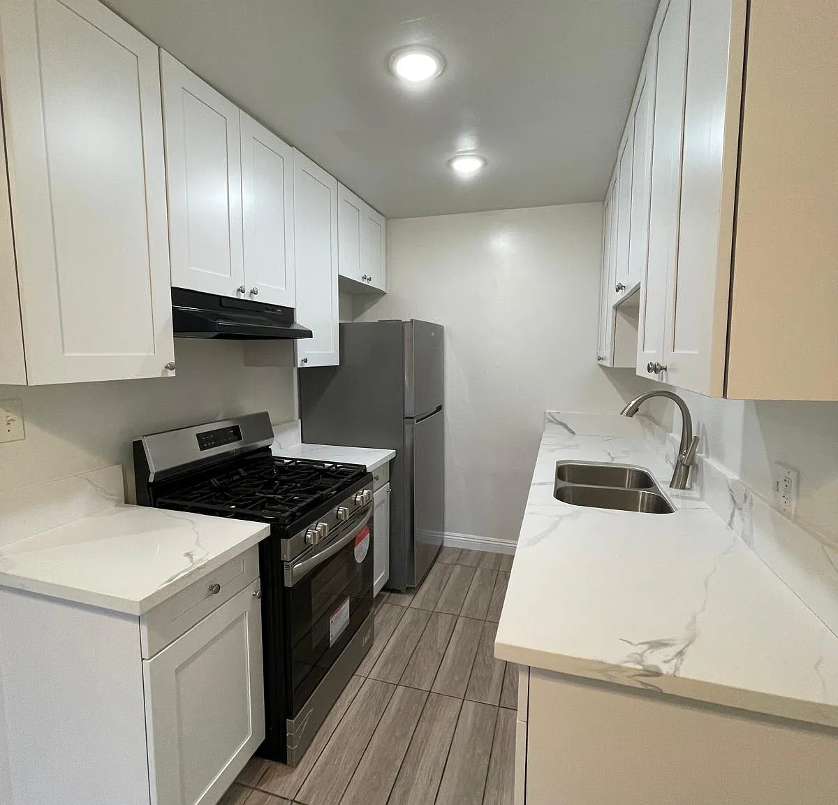 1 bed, 650 sqft, $2,100 — Photo 1