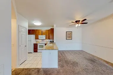 701 Gibson Dr — Photo 5