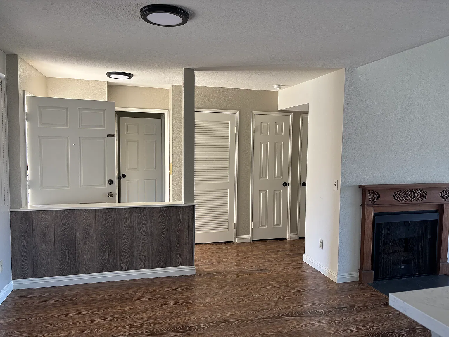 2 bed, 1200 sqft, $3,250 — Photo 3