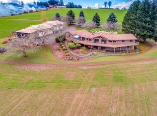 9550 SE Walnut Dr, Amity, OR 97101