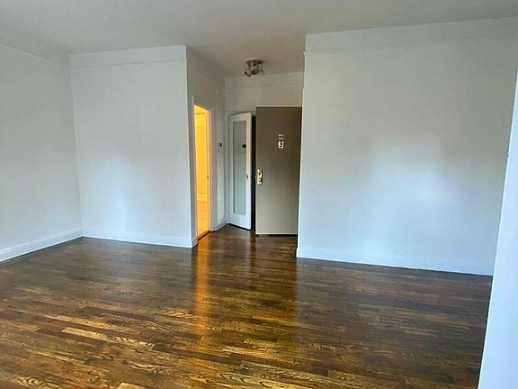5th image of 1066 1st Ave #12A