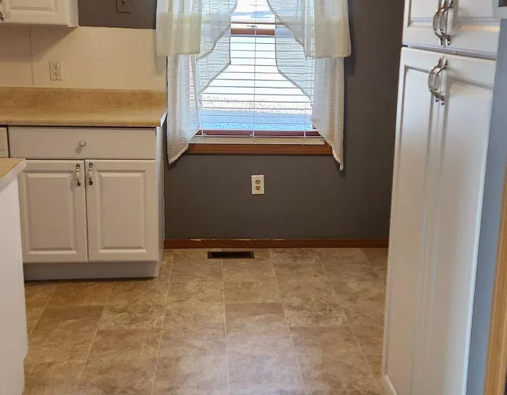 590 Wilson Ave — Photo 7