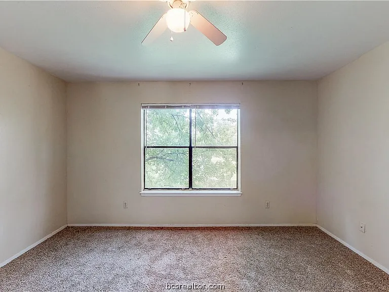 303 Manuel Dr #C — Photo 22