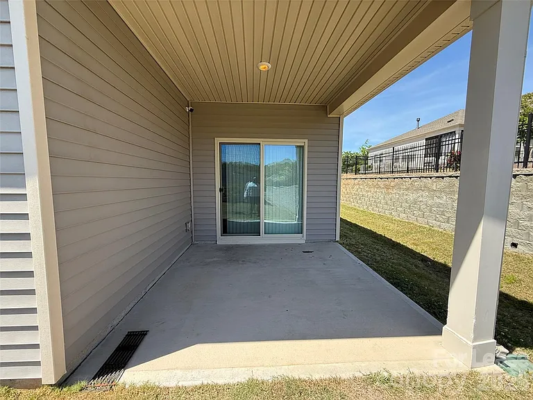 11838 Red Leaf Dr — Photo 25