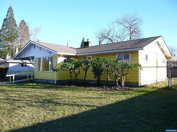 3rd image of 1371 B St