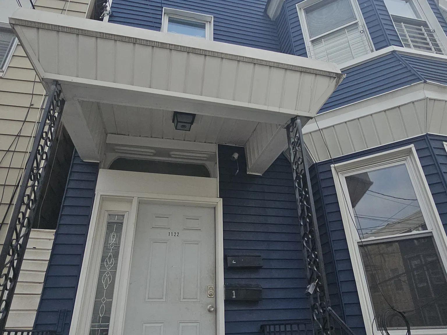 2 bed, $1,800 — Photo 2