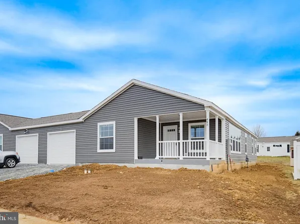 443 Eastwood Ln, Lancaster, PA 17603