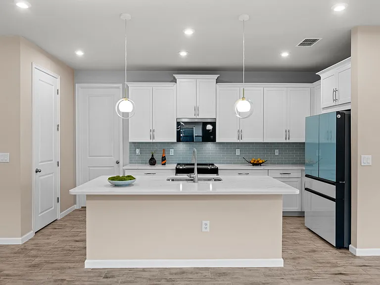 10288 Bonavie Cove Dr — Photo 1