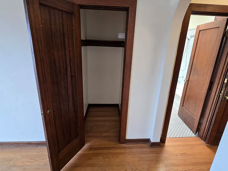 16 Valley St — Photo 13