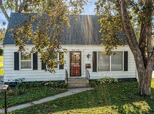 2005 Franklin Ave NE, Cedar Rapids, IA 52402