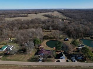 12300 Applegate Rd, Bridgeport, IL 62417