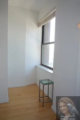 Rented by New York Residence | media 100