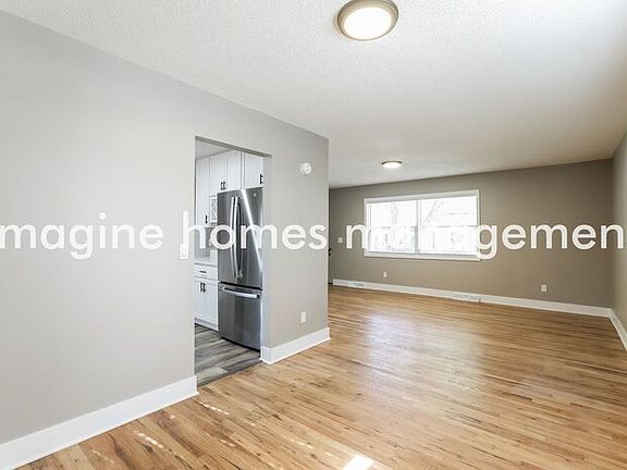 4th image of 5620 N Quincy Ave