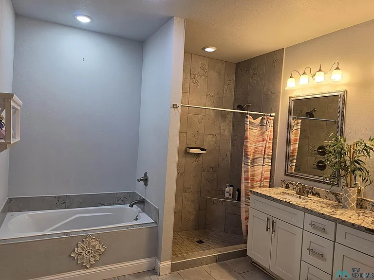 208 Nonpareil Ln — Photo 13
