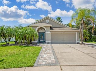 30353 Glenham Ct, Wesley Chapel, FL 33543