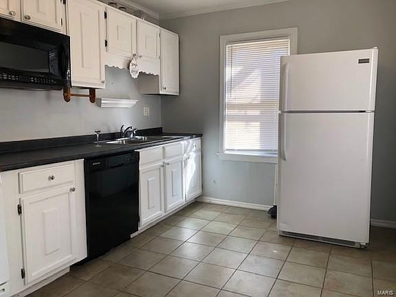 3rd image of 10200 Saint Arthur Ln