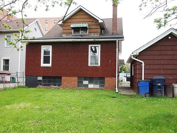 4th image of 34 Melroy Ave