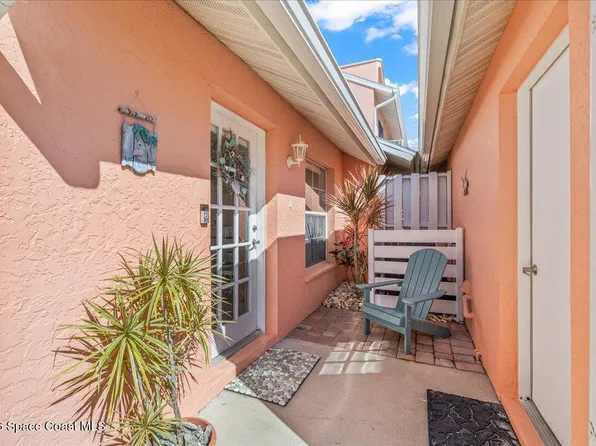 114 Casseekee Trl #2, Melbourne Beach, FL 32951