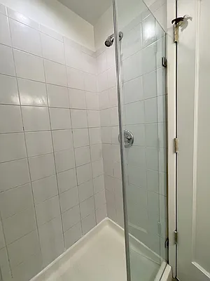 Rented by Compass | media 12