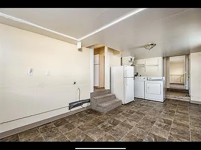 2557 Hilyard St — Photo 6