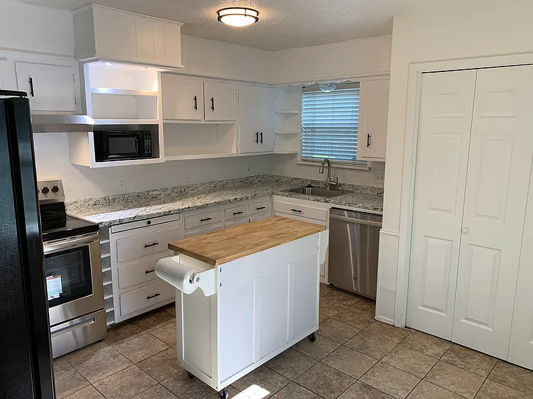 2107 Quail Run #A — Photo 11