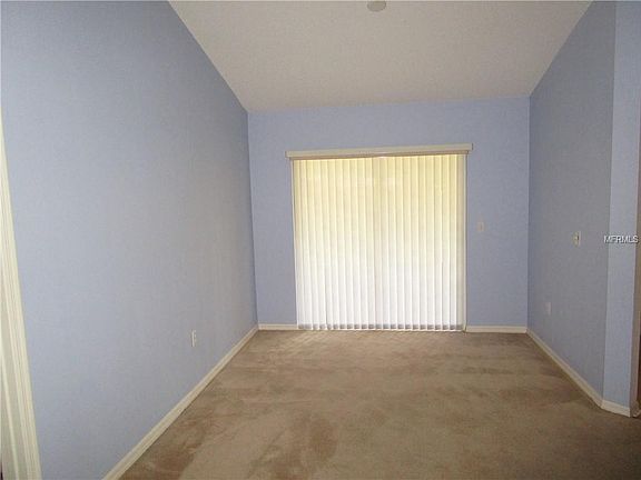 4th image of 921 Sandywood Dr