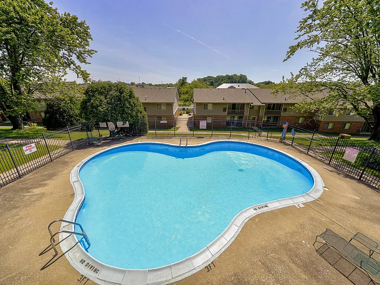 Hunter Ridge Apartments - Also available for Cynthia Circle residents