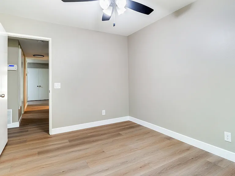 11610 Cedar Way — Photo 15