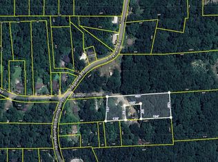 52 Tower Dr, Rossville, GA 30741