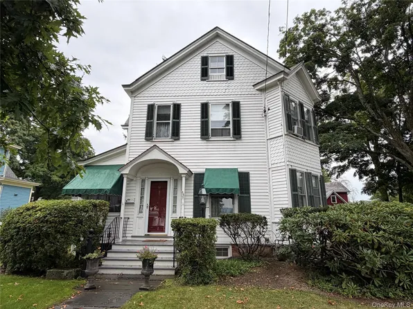 67 Union St, Montgomery, NY 12549