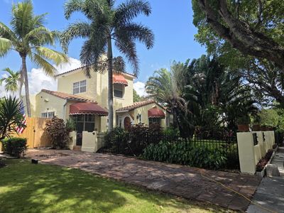 6307 Garden Avenue, West Palm Beach, FL, 33405