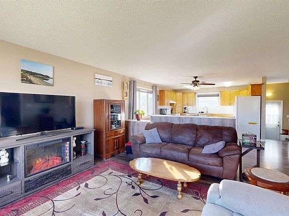 5th image of 4002 E 58th St