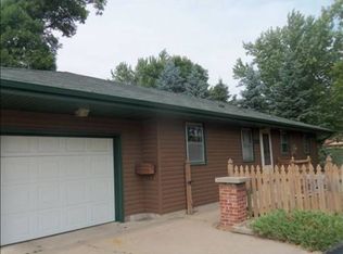 1718 Main St NW, Elk River, MN 55330