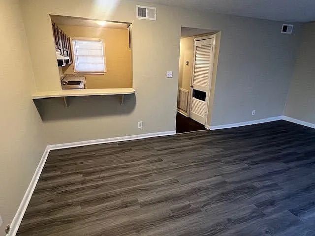 2363 Tredway Dr #1A — Photo 11
