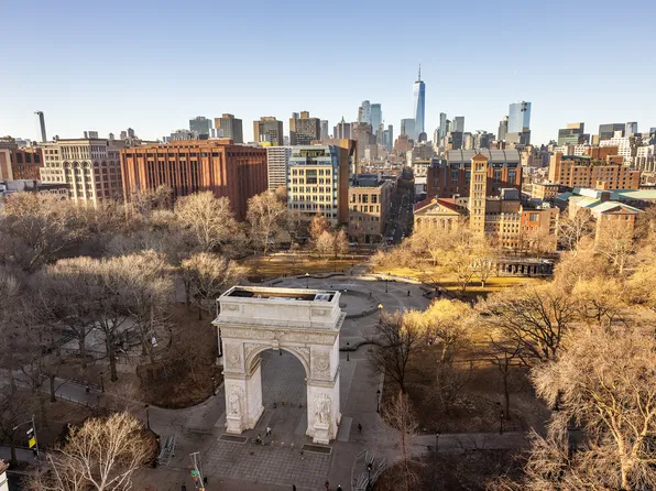 2 Fifth Avenue image 1 of 8