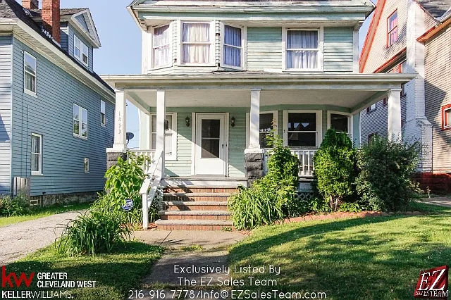 1853 Rosalind Ave photo 1