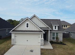 10248 Omni Dr, Waco, TX 76708